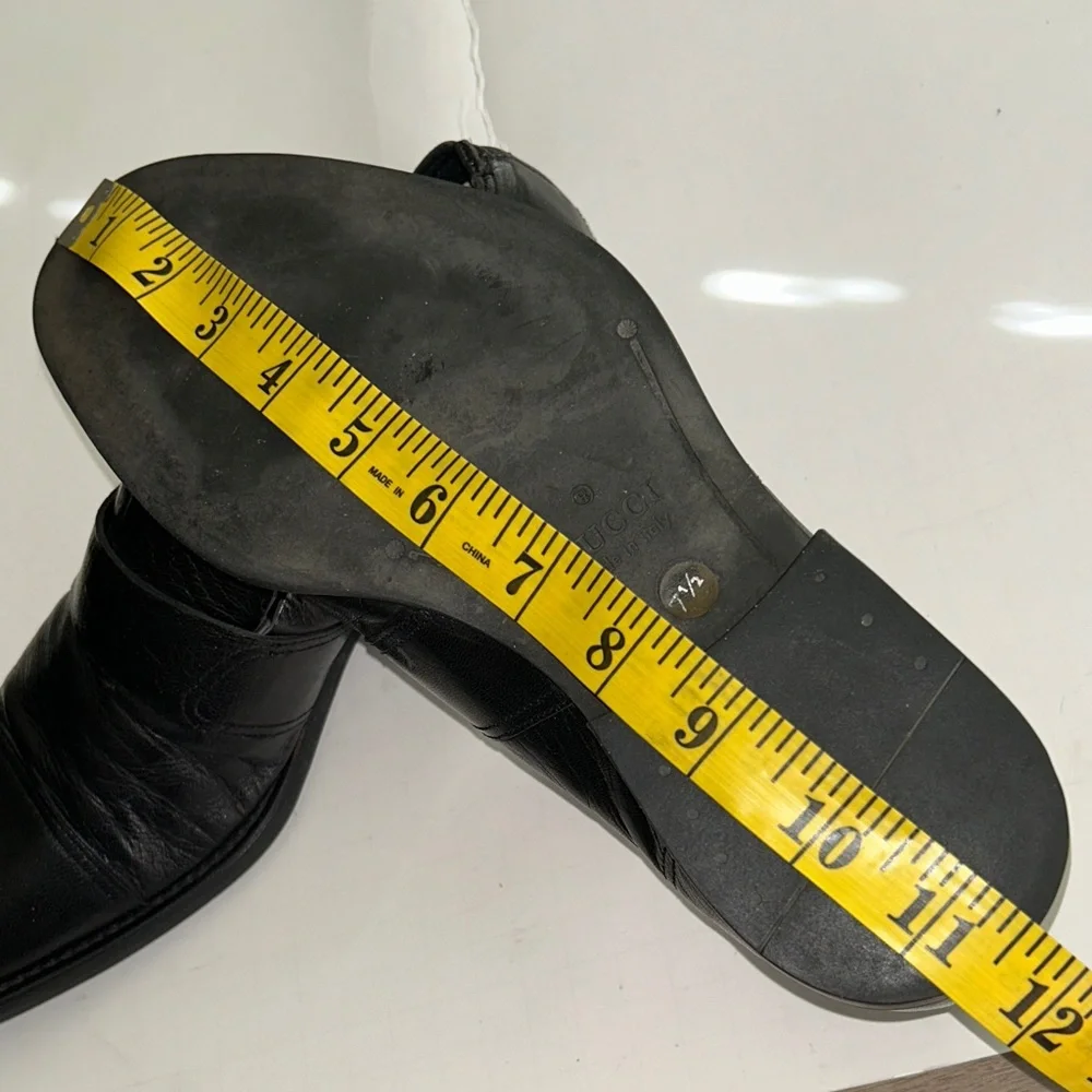 Gucci Black Leather Loafers for Men
